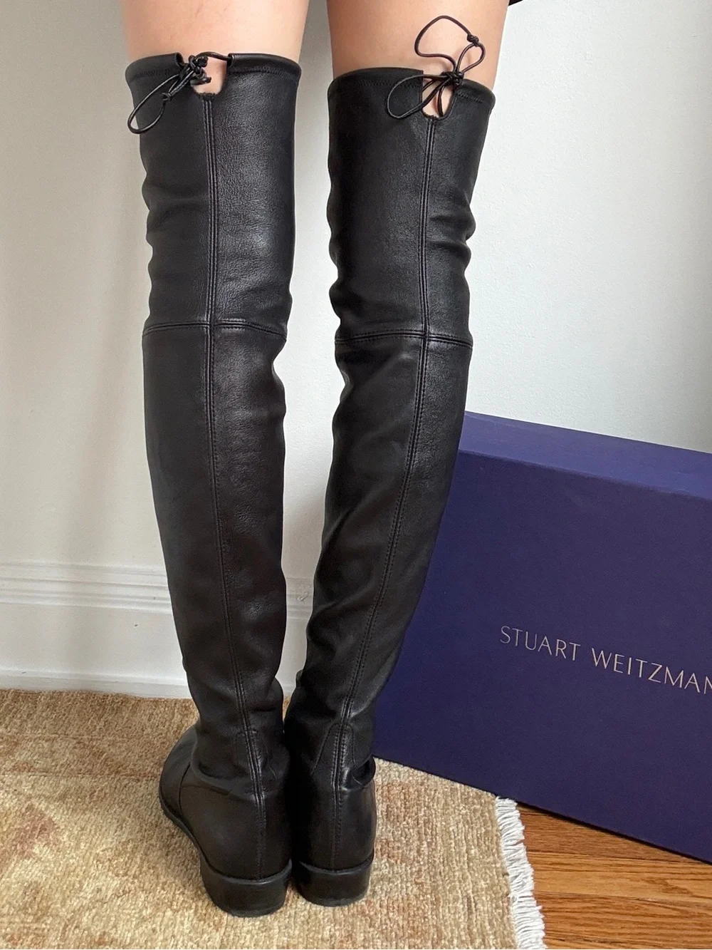 Stuart Weitzman 
